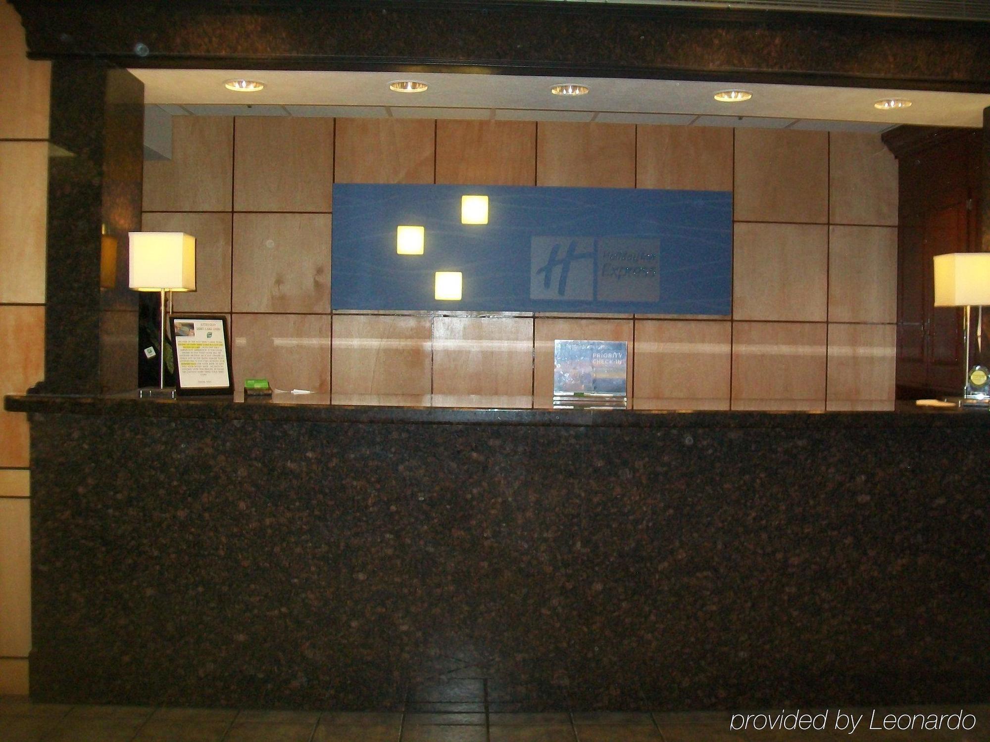 Holiday Inn Express Aberdeen-Chesapeake House By Ihg Interior foto